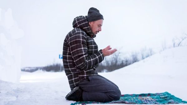 শীতের সময় ফরজ গোসলের পরিবর্তে তায়াম্মুম