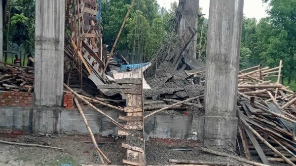 দেবীগঞ্জে স্কাউটসের প্রশিক্ষণ কেন্দ্রে নিম্নমানের কাজের অভিযোগ, ছাদ ধসে ২ শ্রমিক আহত