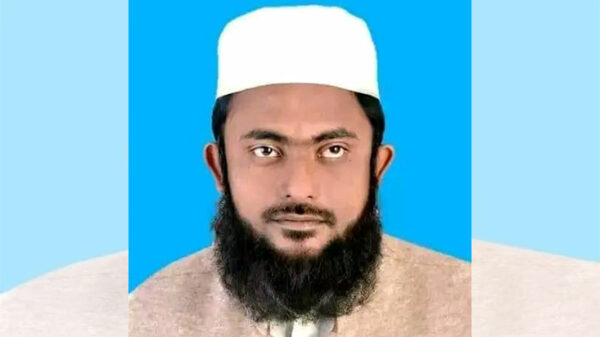 পূজোর সময় সংখ্যালঘু সম্প্রদায় যেন নোংরা রাজনীতির শিকার না হয়