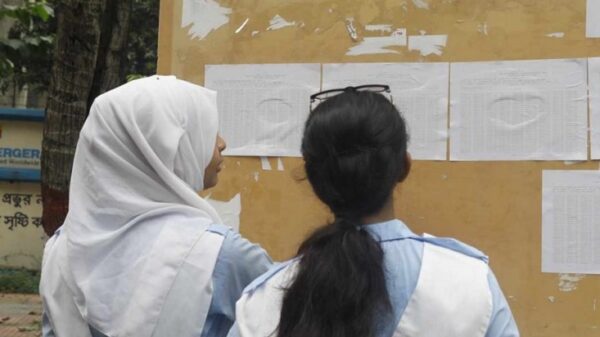 এইচএসসিতে ফেল করেছেন সাড়ে ৪ লাখ শিক্ষার্থী