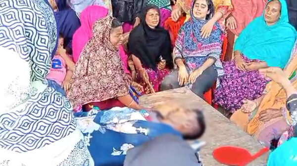 তৃতীয় বিয়ের অনুমতি না পাওয়ায় গাংনীতে প্রবাসীর আত্মহত্যা