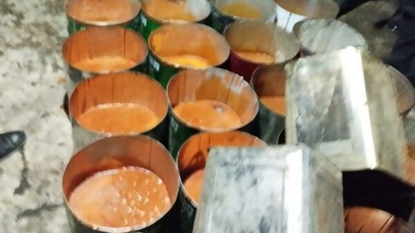 ফরিদপুরে সাড়ে ৬ হাজার কেজি ভেজাল গুড় জব্দ